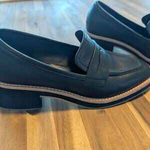 Brand-new Rag &Co. "Lead Lady" Loafers, US7, UK38 NWOB